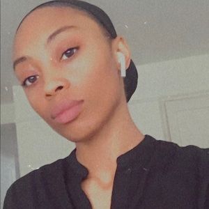 Meet your Posher, Safaa